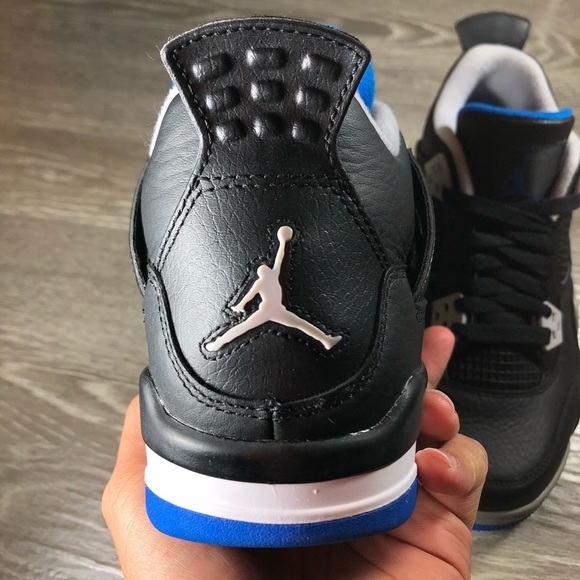 Nike Air Jordan Retro 4 NWT - Picture 4 of 8